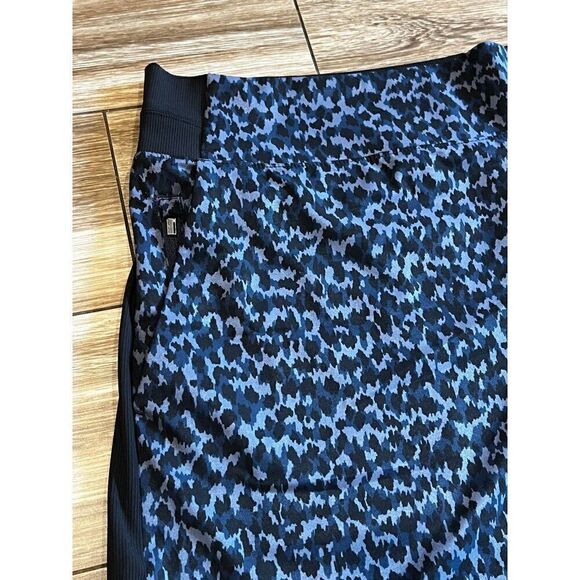 NWT! Athleta Brooklyn Printed Short Size 18 - Picture 4 of 7